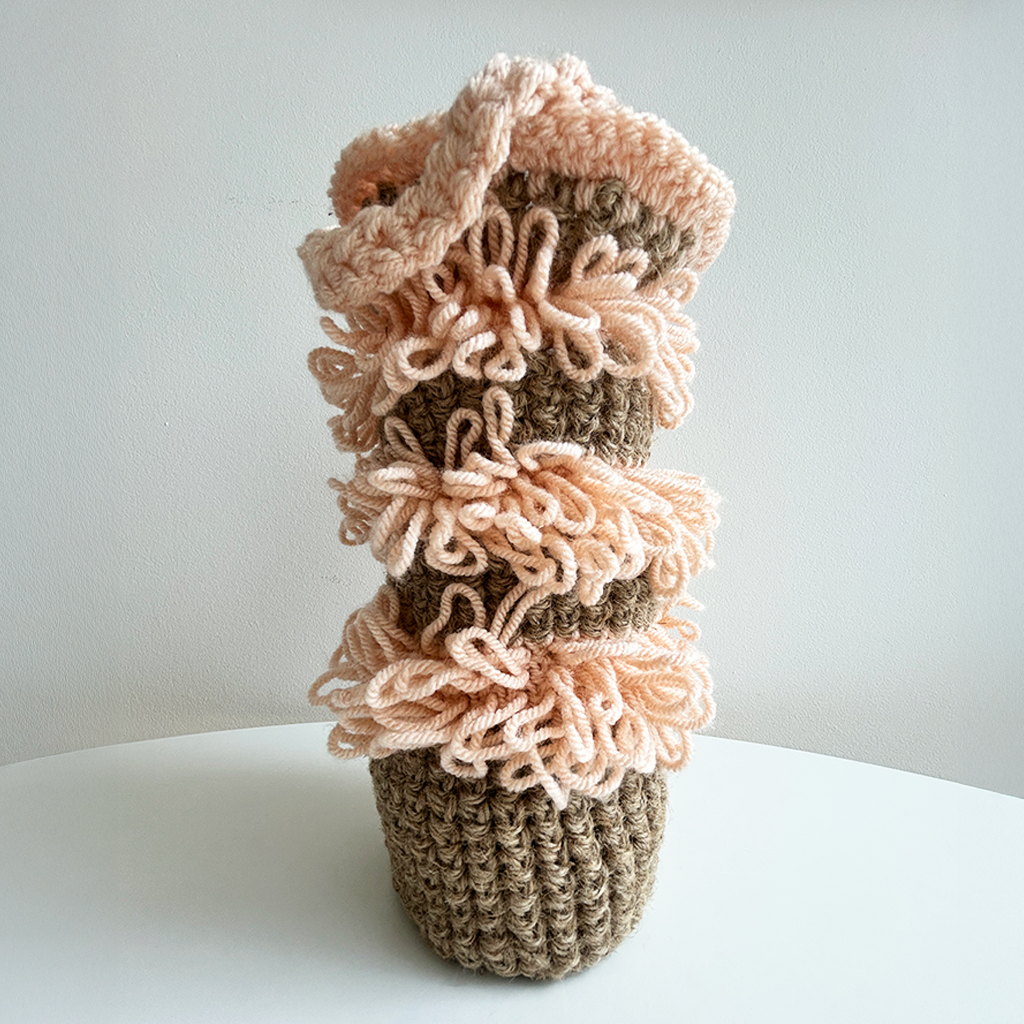 LV22 Loopy Vessel Bag Peach and Jute